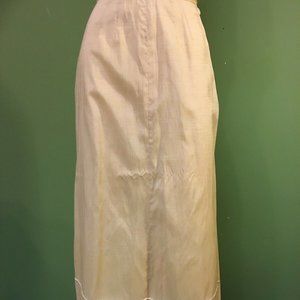 Vtg Handmade Skirt/slip Wmns Cream Skirt k181